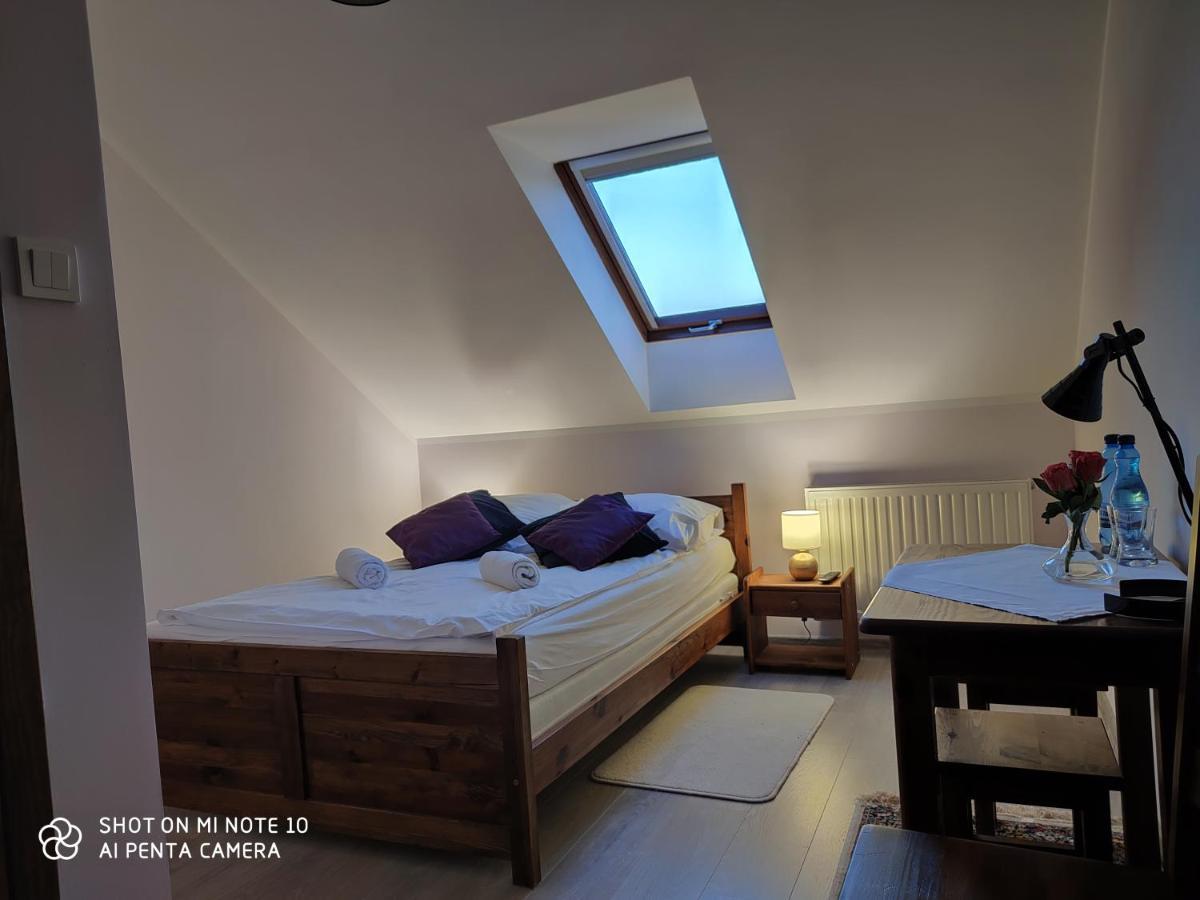 Pensjonat Koliber Sobków Exterior foto
